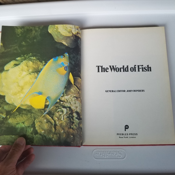 The World of Fish 1975 Peebles Press editor John H - Picture 14 of 16